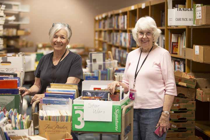 Volunteers-373
